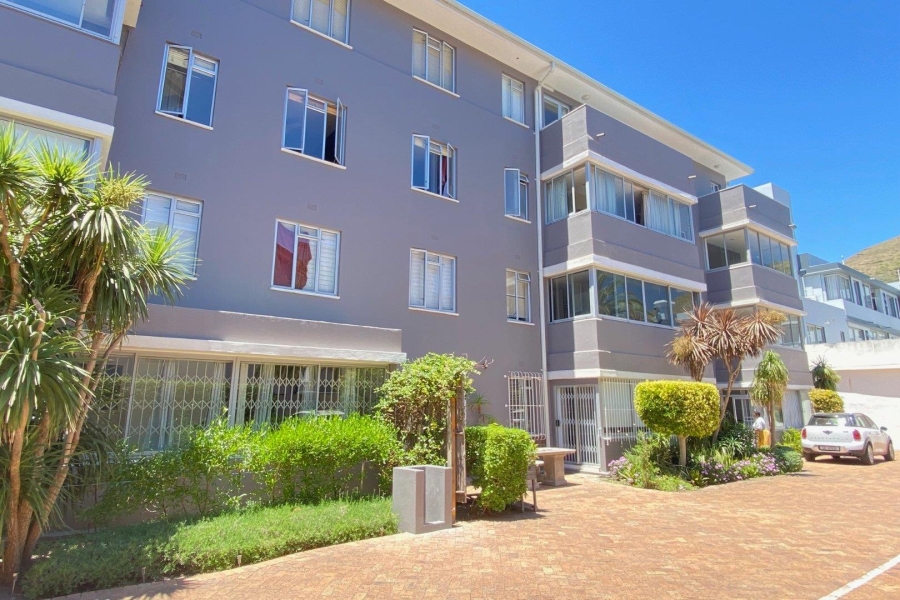 To Let 2 Bedroom Property for Rent in Three Anchor Bay Western Cape